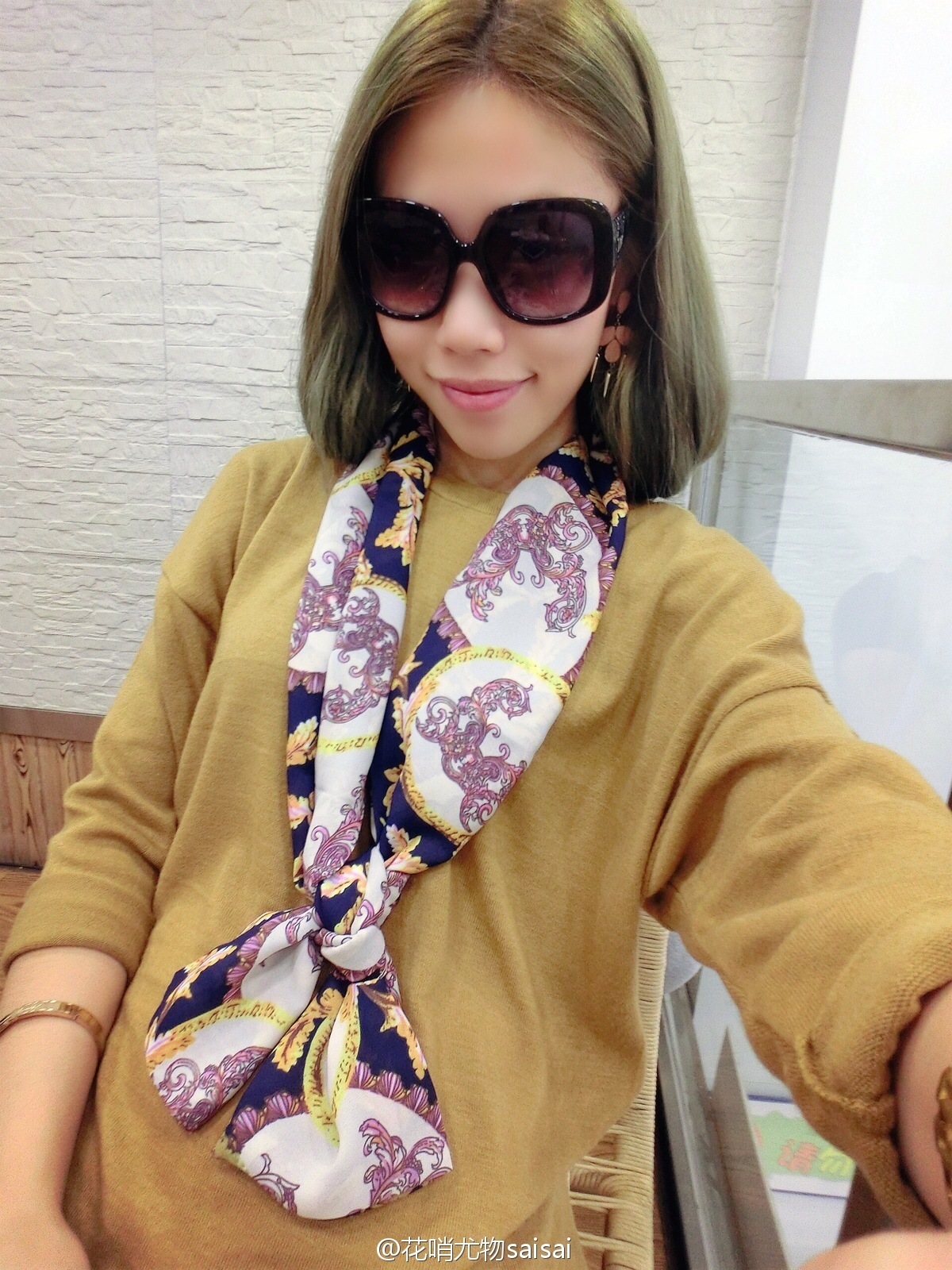 花哨尤物saisai的微博列表微女郎